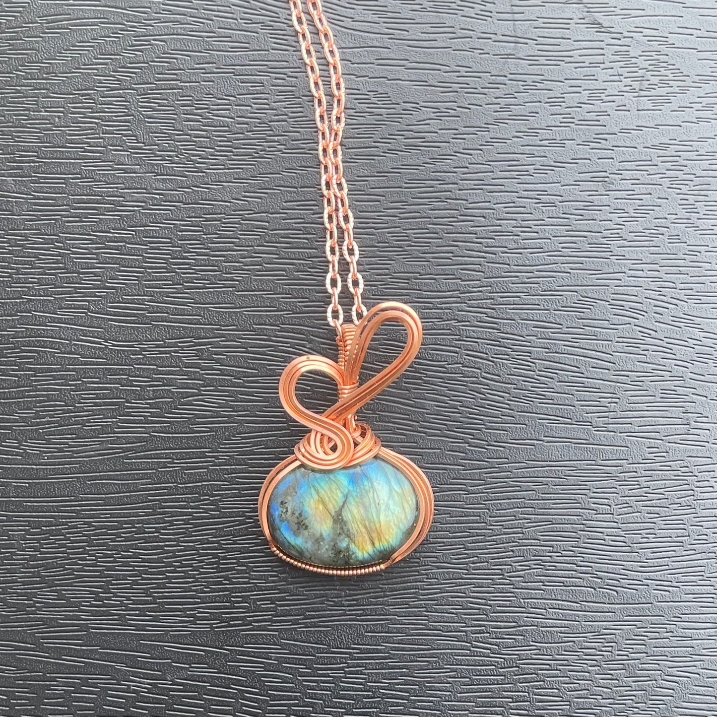Flashy Labradorite Pendant
