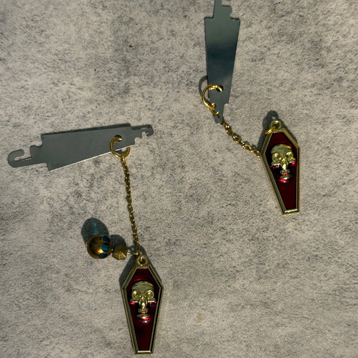Witchy Gothic Coffin Skull Magnetic Enamel Needle Minder with Threader for Cross Stitch Embroidery Needle Nanny PICK YOUR STYLE