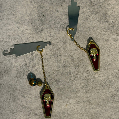 Witchy Gothic Coffin Skull Magnetic Enamel Needle Minder with Threader for Cross Stitch Embroidery Needle Nanny PICK YOUR STYLE