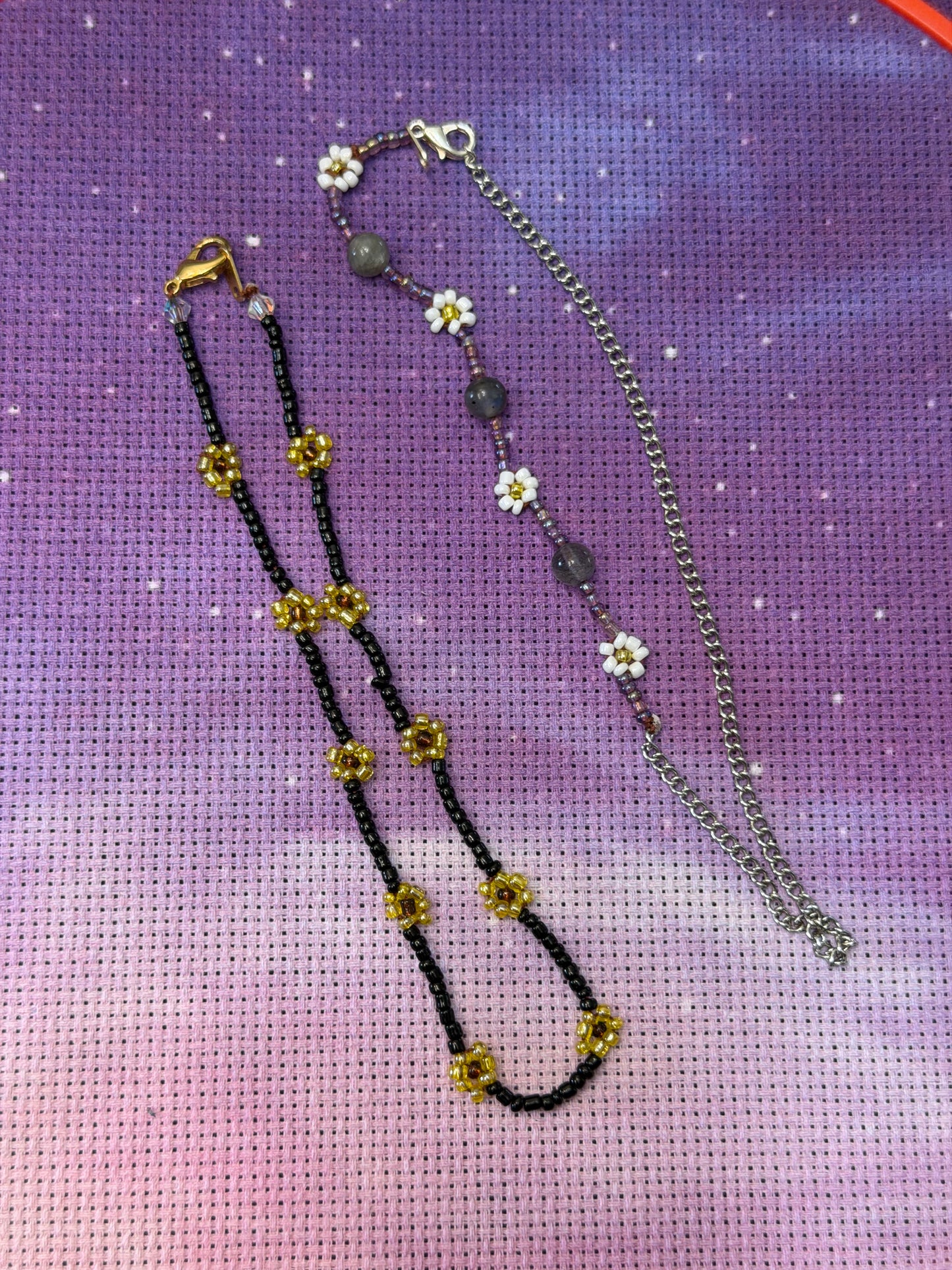 Handmade Glass Seed Bead Daisy Flower Anklets