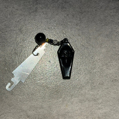Witchy Gothic Coffin Skull Magnetic Enamel Needle Minder with Threader for Cross Stitch Embroidery Needle Nanny PICK YOUR STYLE