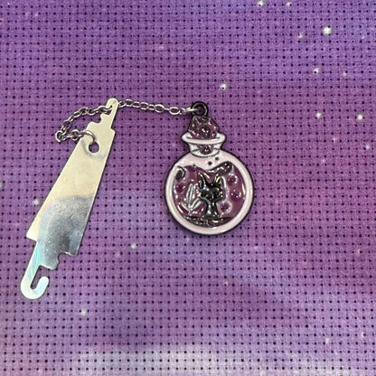 Whimsical Magnetic Needle Minders with Threader